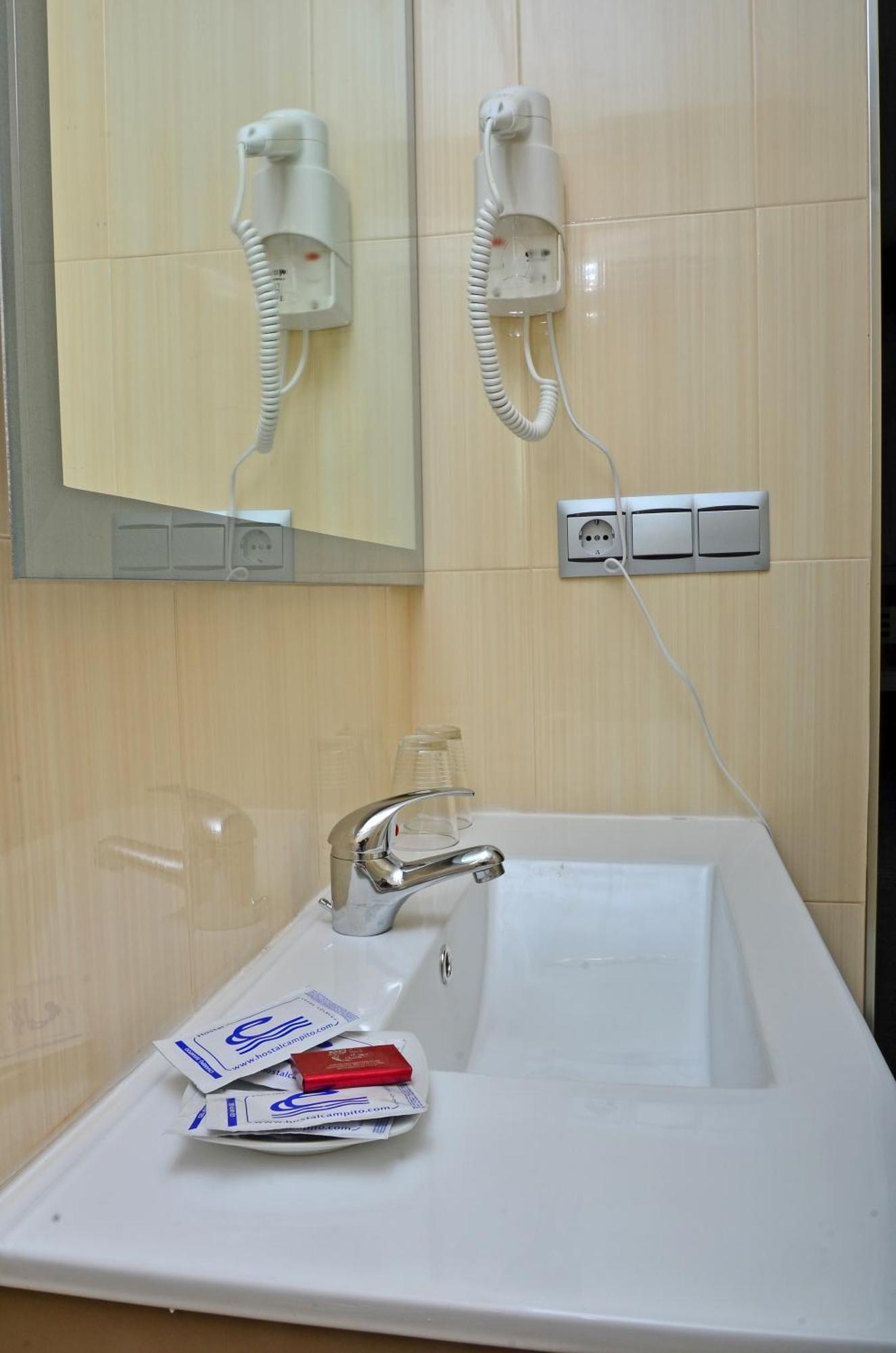Hostal Campito Conil De La Frontera Phòng bức ảnh