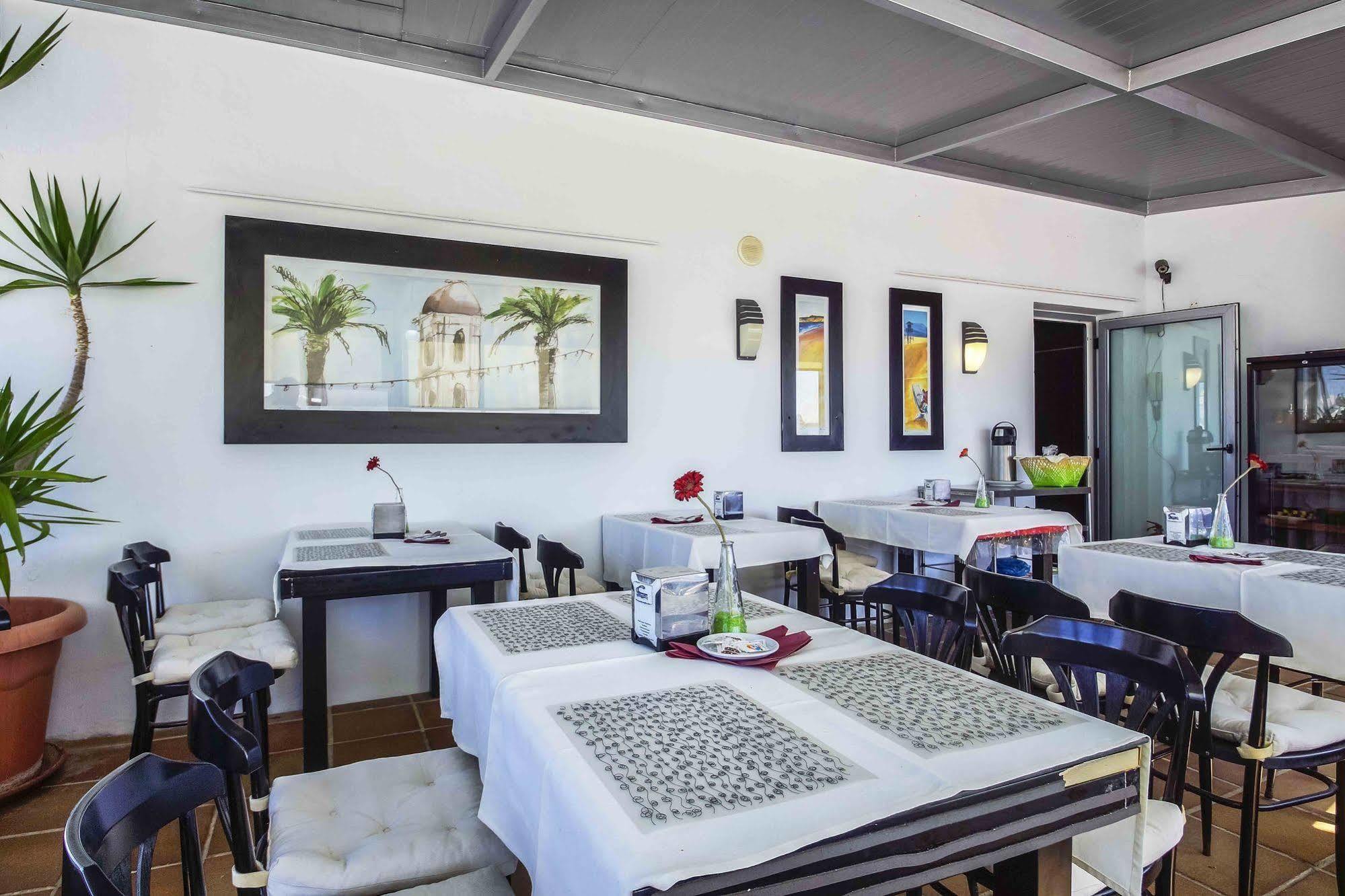 Hostal Campito Conil De La Frontera Ngoại thất bức ảnh